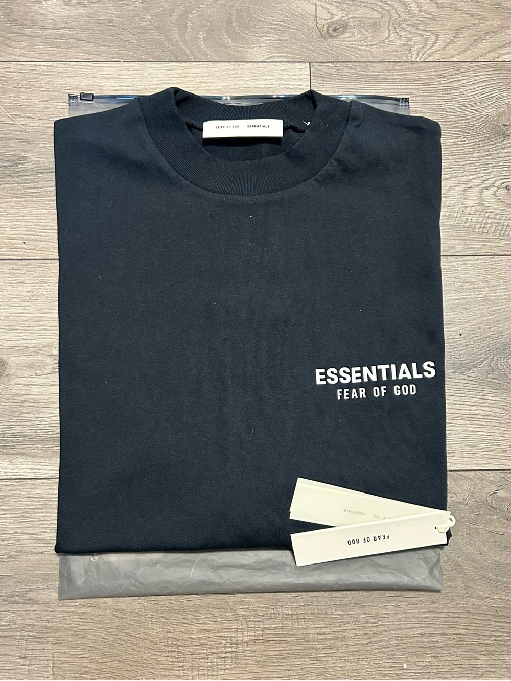 FOG Black Logo Crewneck T-Shirt size large